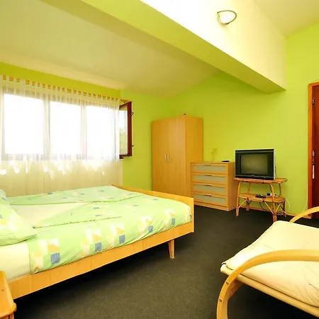 Apartament Dijana Povljana